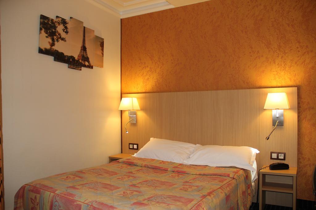 Hotel Les Deux Gares Paris Exteriör bild