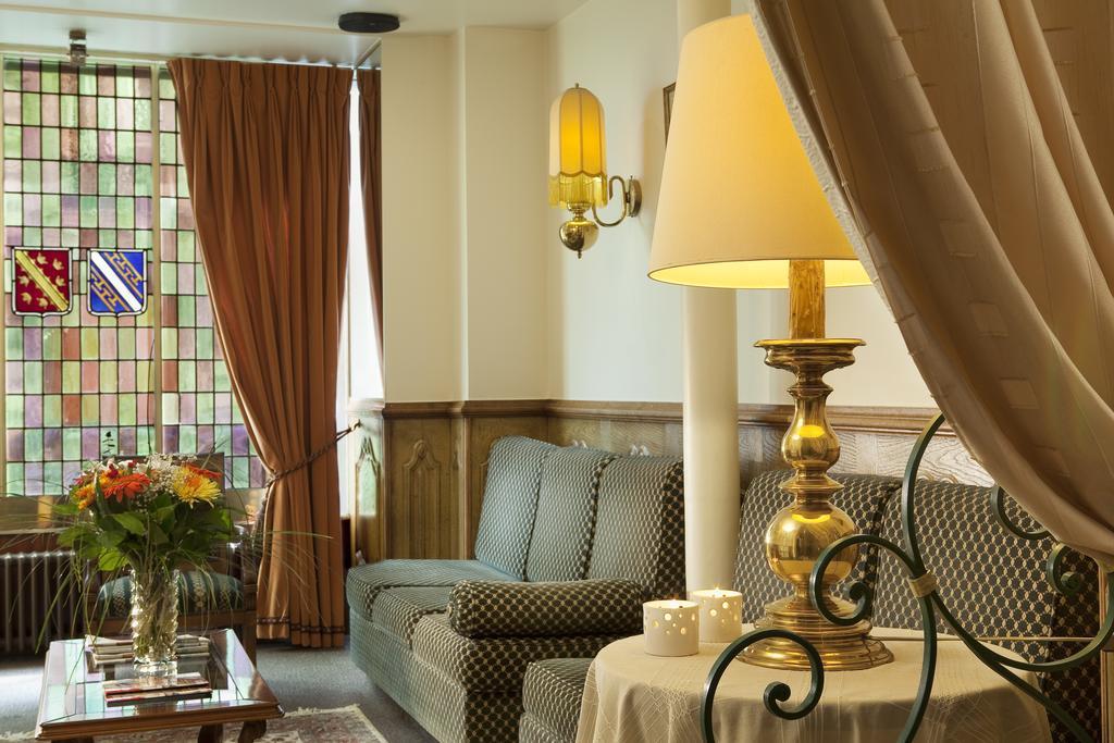 Hotel Les Deux Gares Paris Exteriör bild